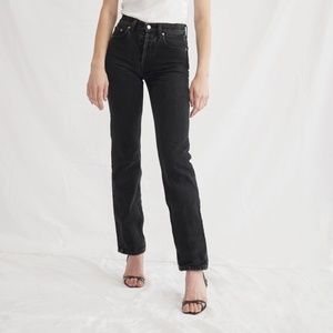 The Feel Studio The Genuine Jean Black